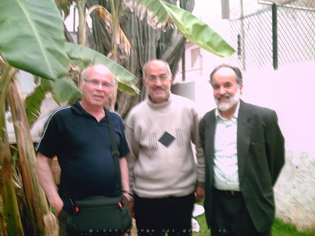 ORAN 04 2007 46 LES COPAINS D ANTAN BACHIR ET LACKDAR A MARAVAL RUE V..JPG